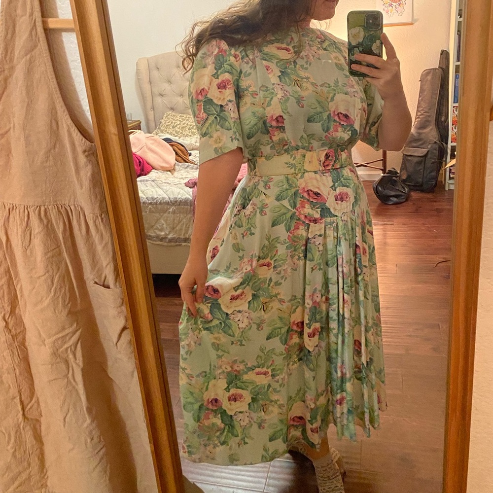 Mint Julep dress • Vintage 80’s (does 40’s) floral dress | mint green